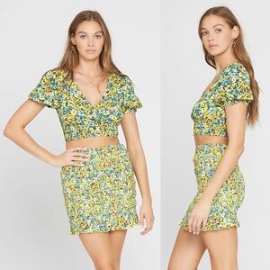 L*SPACE Shine On Top Daisy Diamond Floral Smocked Crop Blouse Womens XS New NWT